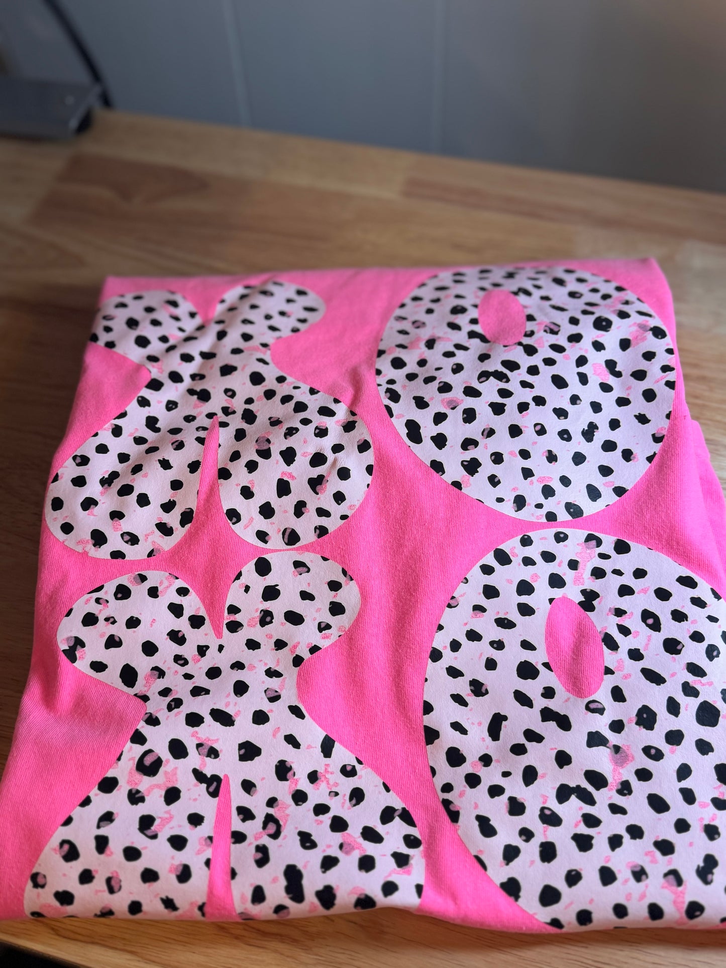 Xoxo hot pink