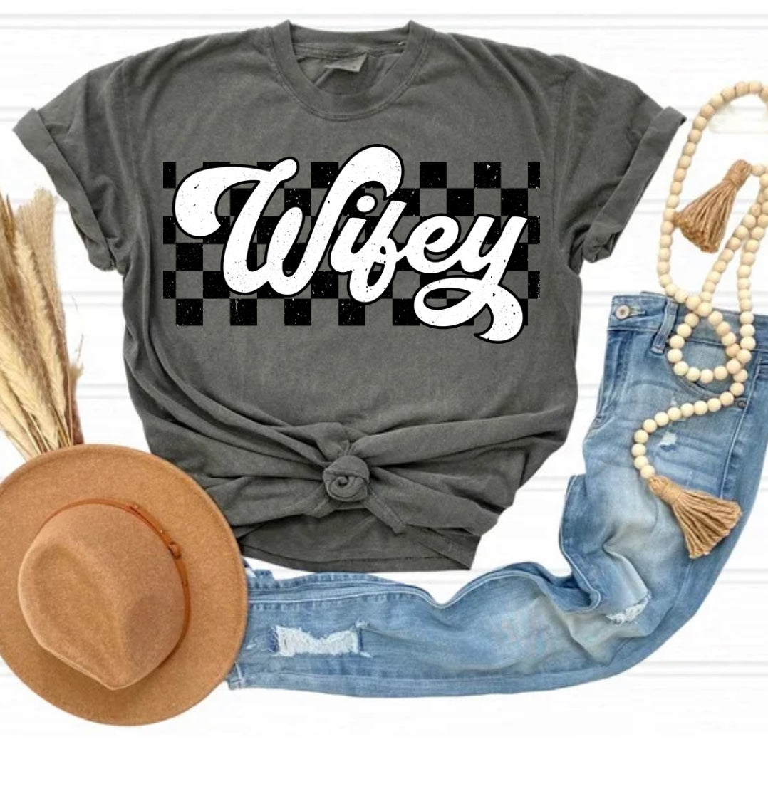 Wifey Comfort Colors Retro Checkered