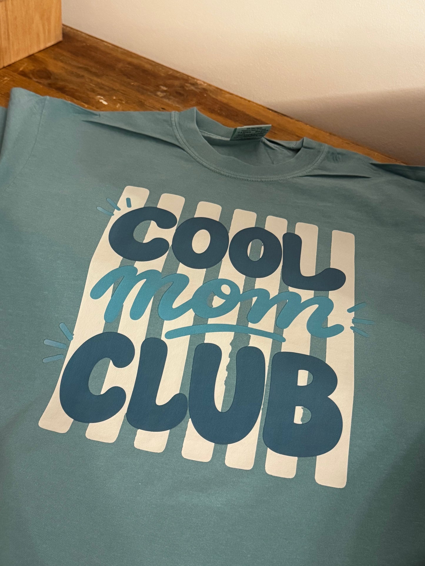 Cool mom club