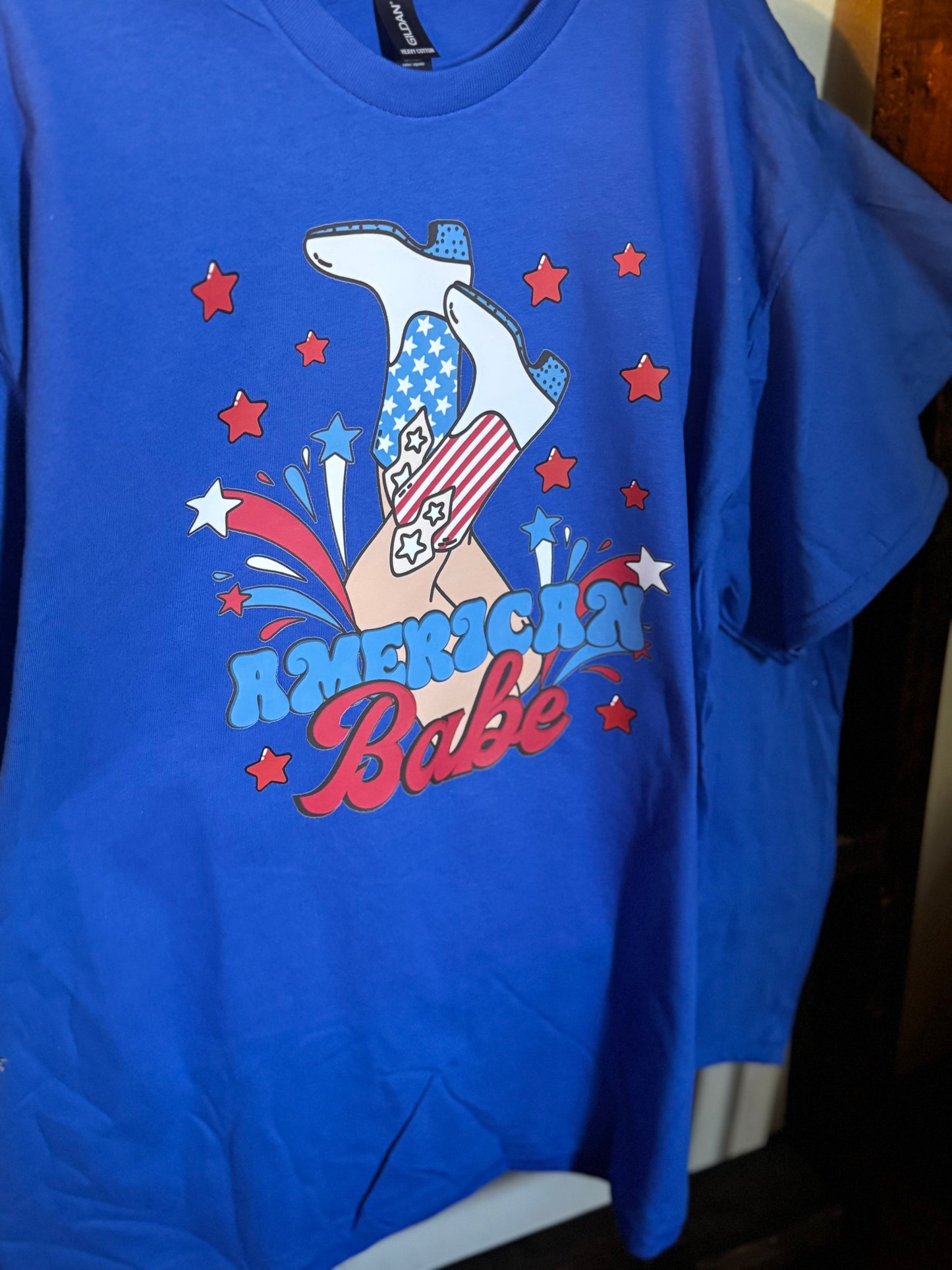 XL short sleeve American babe