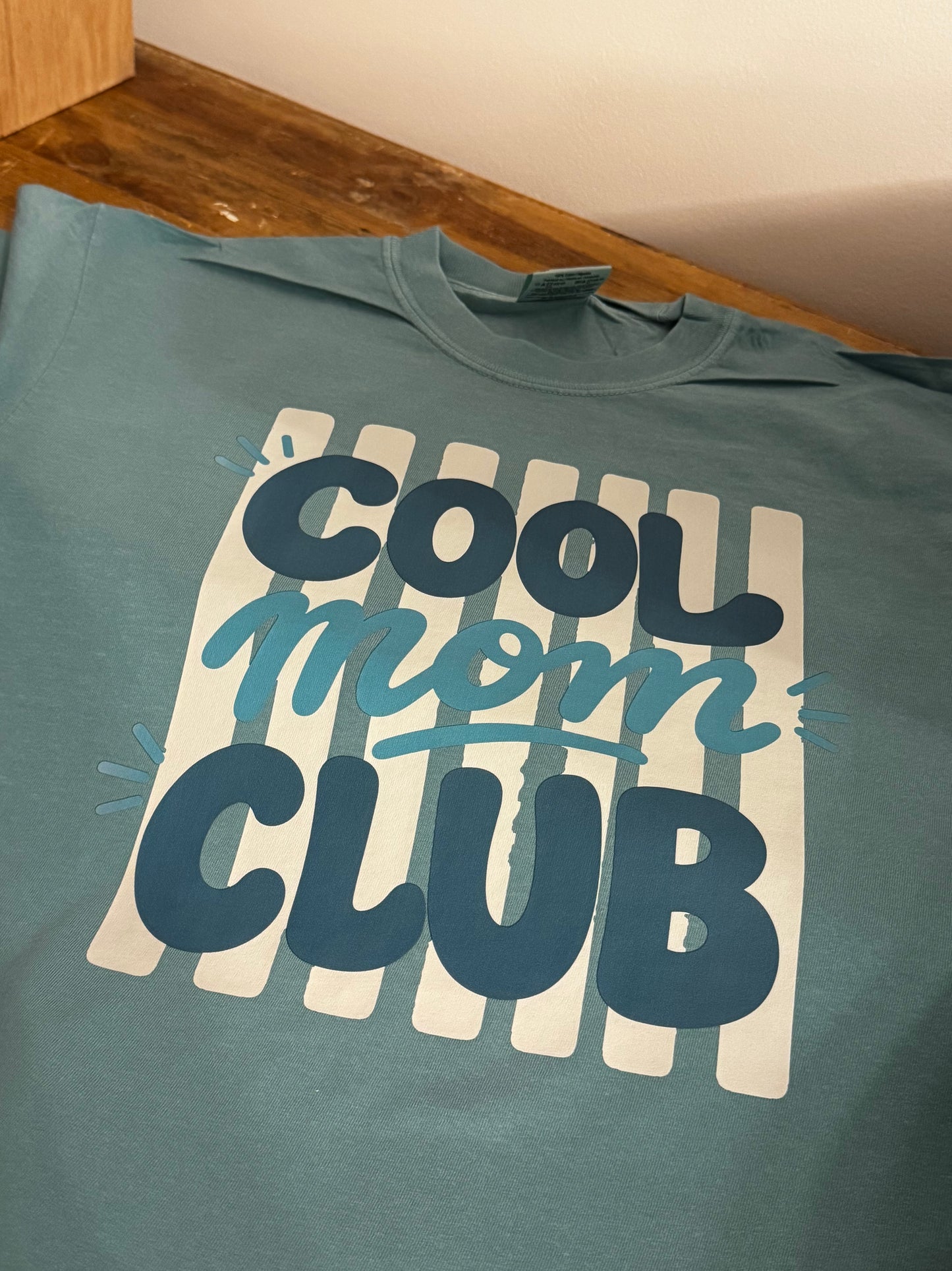 Cool mom club